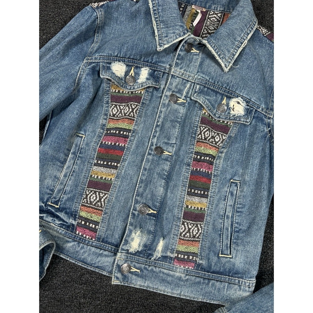 Free People Denim Trucker Jacket Women's 2 Boho Patchwork Aztec Distressed - Picture 3 of 9